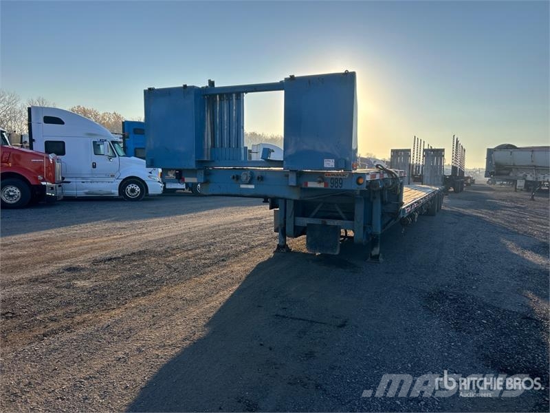 Manac 14353 Tri/A 53 ft - 72 ft Extendable Step Deck Tra 平板拖车