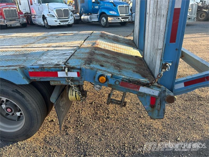Manac 14353 Tri/A 53 ft - 72 ft Extendable Step Deck Tra 平板拖车
