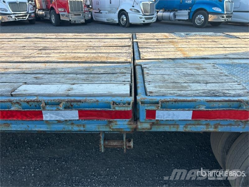 Manac 14353 Tri/A 53 ft - 72 ft Extendable Step Deck Tra 平板拖车