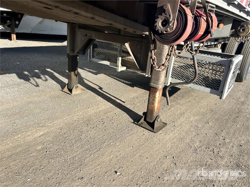 Manac 17326 26 ft Tri/A Super B-Train Lead Flatbed Trail Прицепы-платформы/боковая разгрузка