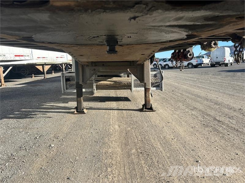 Manac 17326 26 ft Tri/A Super B-Train Lead Flatbed Trail Прицепы-платформы/боковая разгрузка