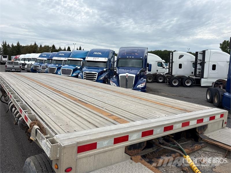 Manac 28 ft Tri/A B-Train Lead Flatbed Trailer Planhengere
