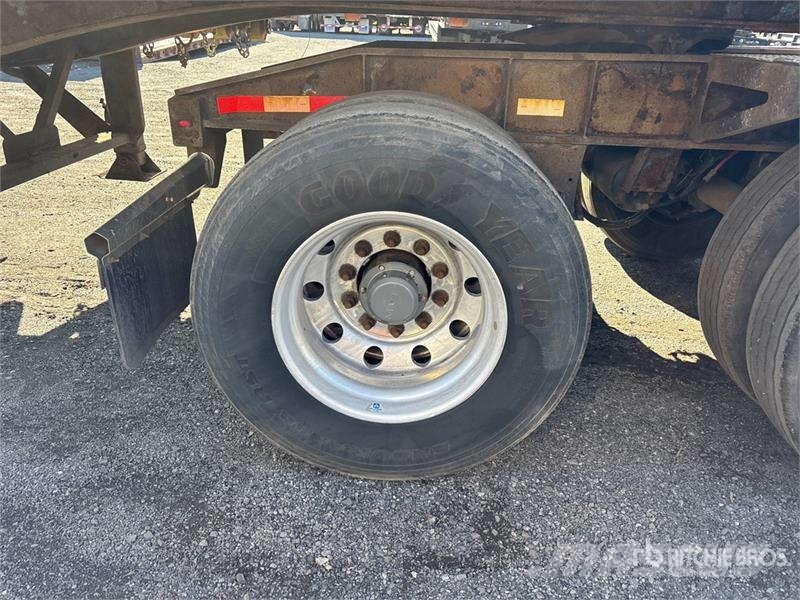Manac 38 ft T/A B-Train Lead Flatbed Trailer Причепи-платформи/бокове розвантаження