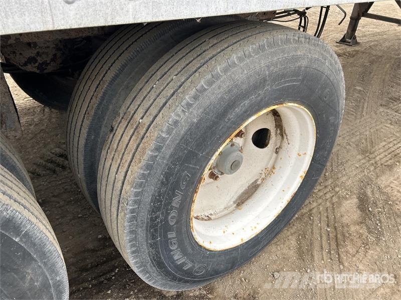 Manac 38 ft T/A Van Trailer Прицепы-фургоны
