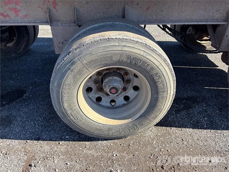 Manac 41444C33 45 ft Quad/A Aluminum End Dump Trailer Vyklápacie prívesy