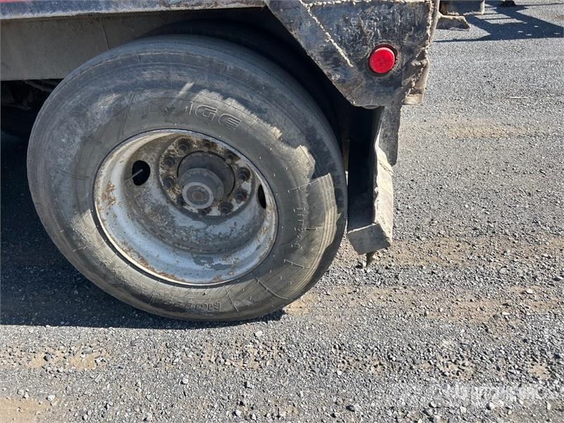 Manac 44 ft Quad/A Moving Floor Trailer Puspriekabės su grindimis