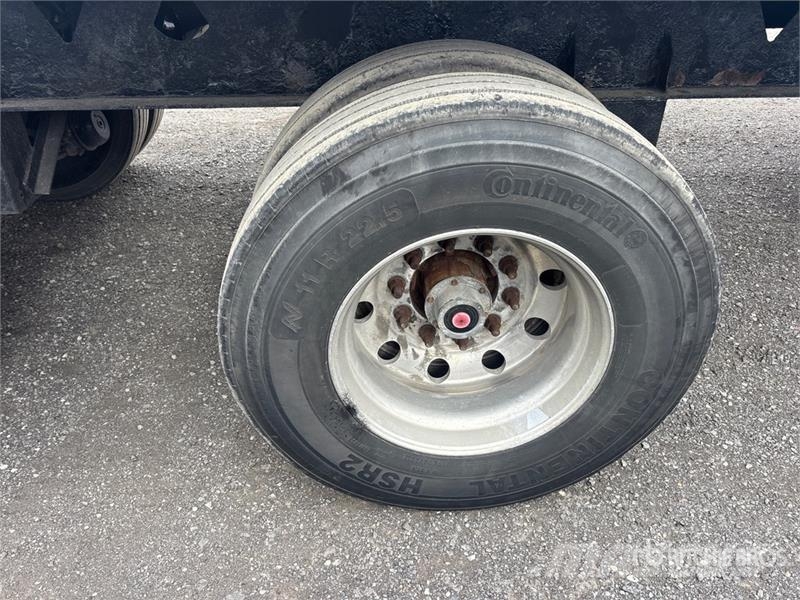 Manac 48 ft Quad/A Flatbed Trailer Flatbed/Dropside trailers
