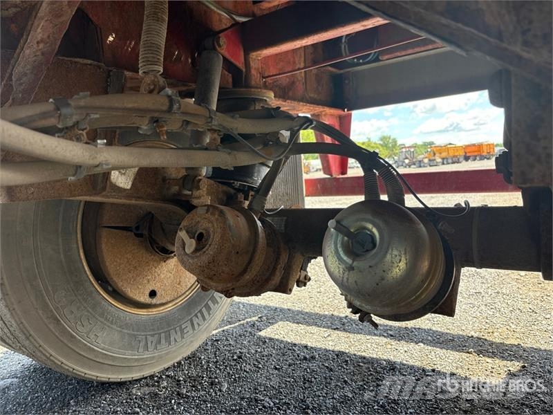 Manac 48 ft Quad/A Flatbed Trailer مقطوروات مسطحة/مفصلية الجوانب