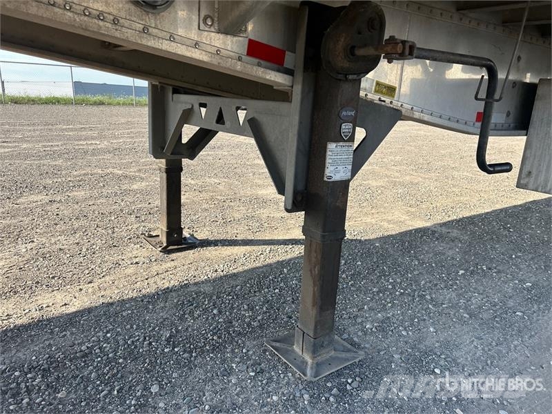Manac 48 ft T/A Spread Axle Curtain Side Trailer 커튼사이더 트레일러
