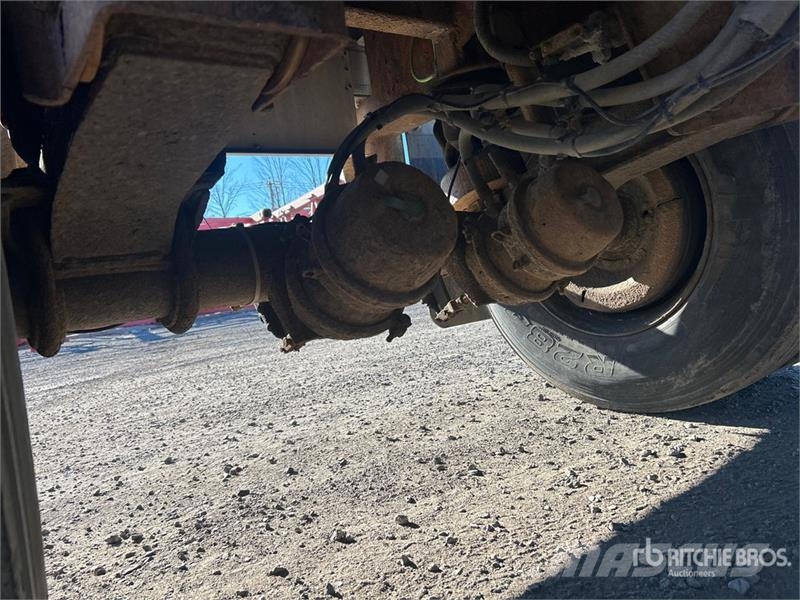 Manac 48 ft T/A Spread Axle Flatbed Trailer Plataforma plana/laterales abatibles