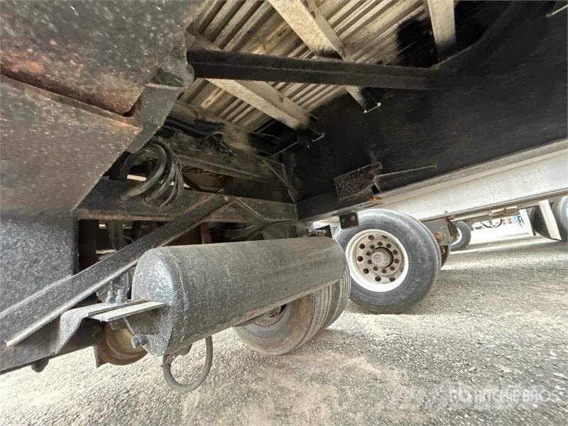 Manac 48 ft T/A Spread Axle Flatbed Trailer مقطوروات مسطحة/مفصلية الجوانب