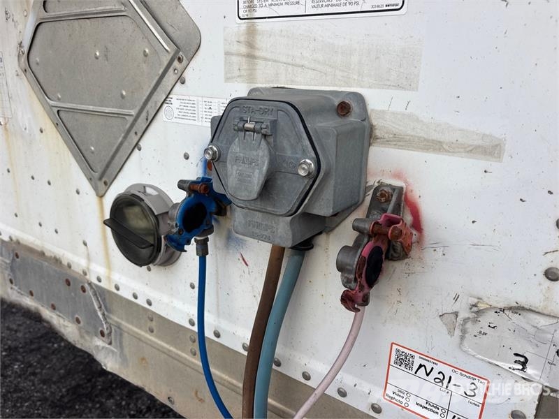 Manac 48 ft x 102 in T/A Heated Van Trailer Skåpsläp
