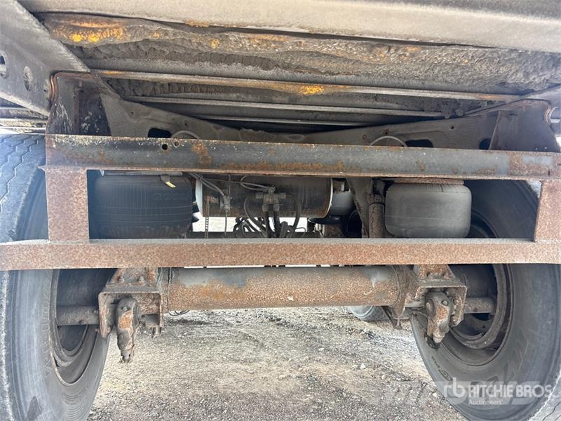 Manac 48 ft x 102 in T/A Heated Van Trailer Cajas de remolque