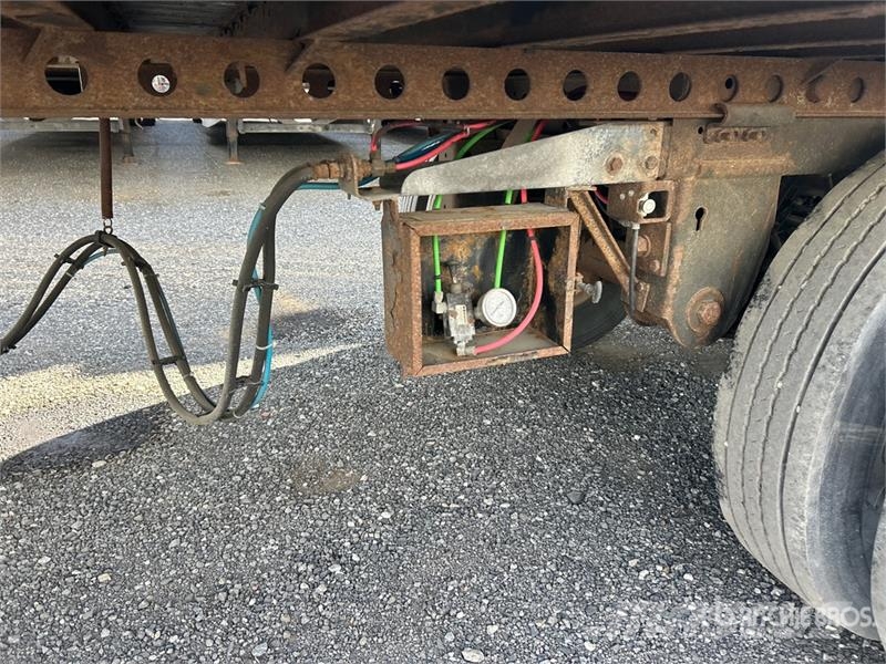 Manac 48 ft x 102 in T/A Van Trailer Skriňové prívesy