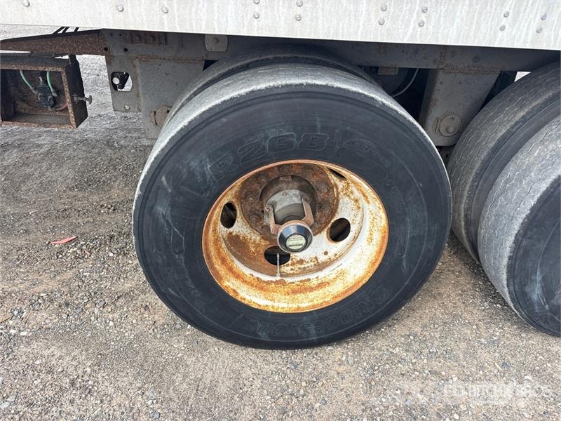 Manac 48 ft x 102 in T/A Heated Van Trailer Cajas de remolque