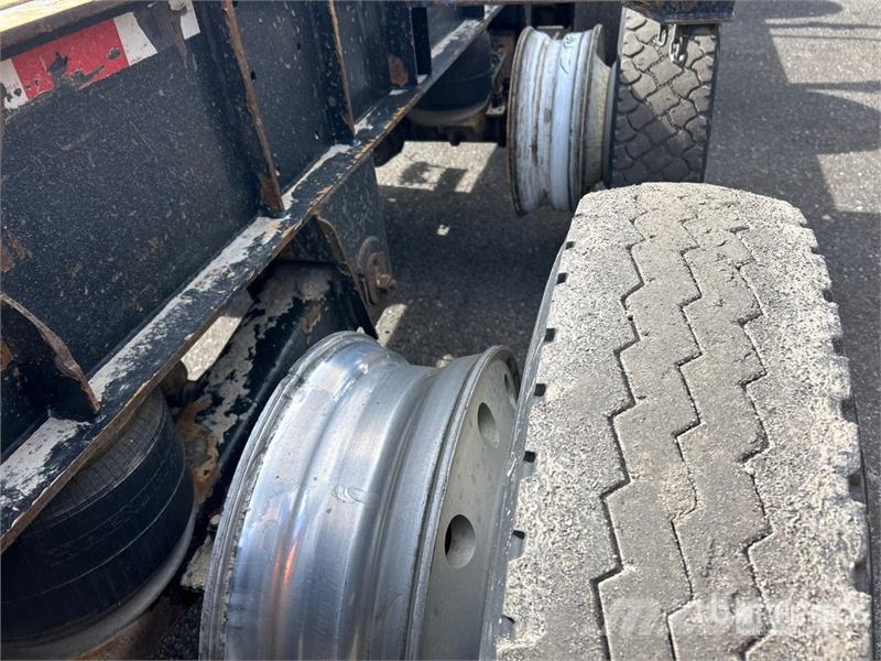 Manac 50 ft Quad/A Log Trailer Madera