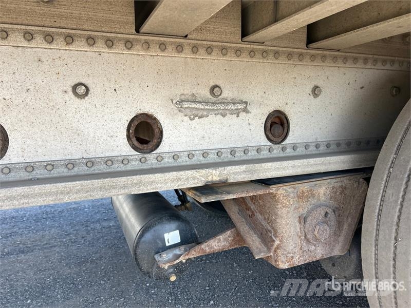 Manac 51 ft T/A Spread Axle Step Deck Trailer Reboques carga baixa