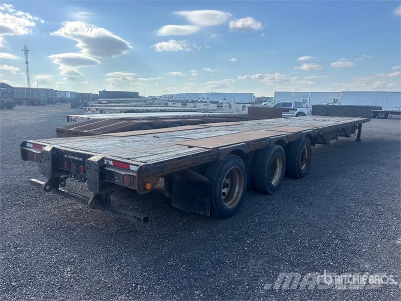 Manac 52 ft Tri/A Extendable Step Deck Trailer Низкорамные прицепы