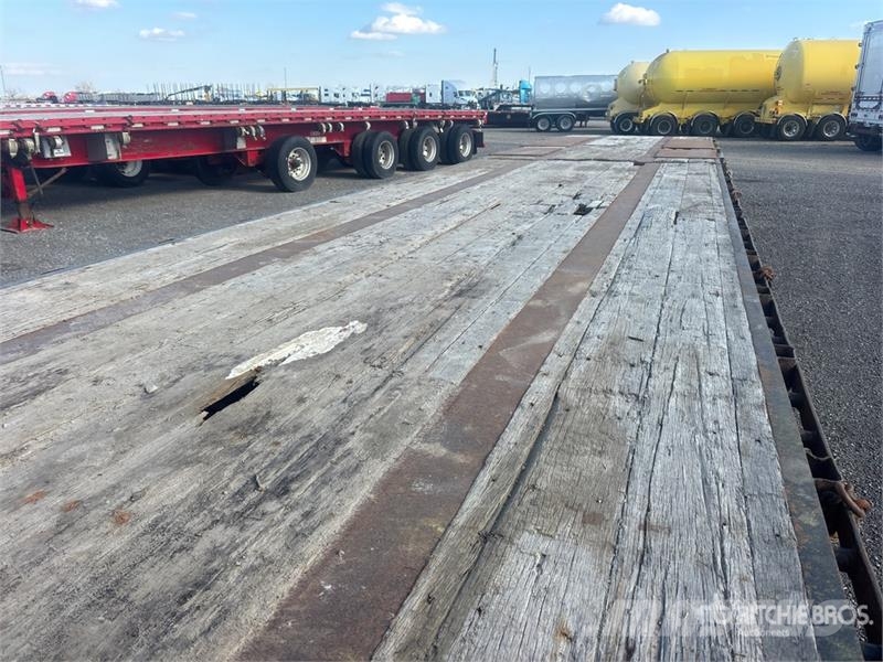 Manac 52 ft Tri/A Extendable Step Deck Trailer Низкорамные прицепы