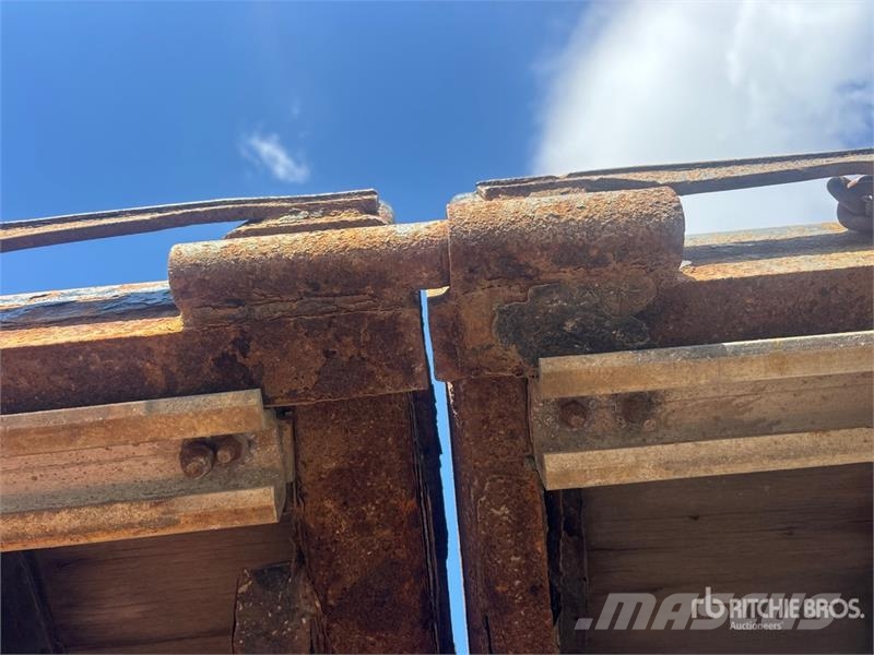Manac 52 ft Tri/A Step Deck Trailer Caricatore basso