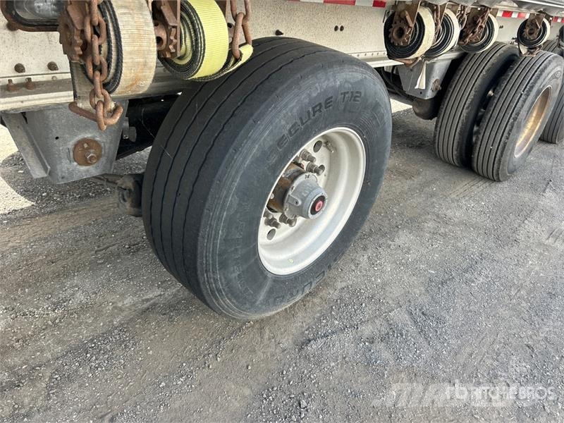 Manac 53 ft Quad/A Curtain Side Trailer Rimorchi centinati