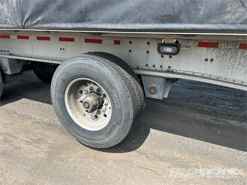 Manac 53 ft Quad/A Curtain Side Trailer Rimorchi centinati