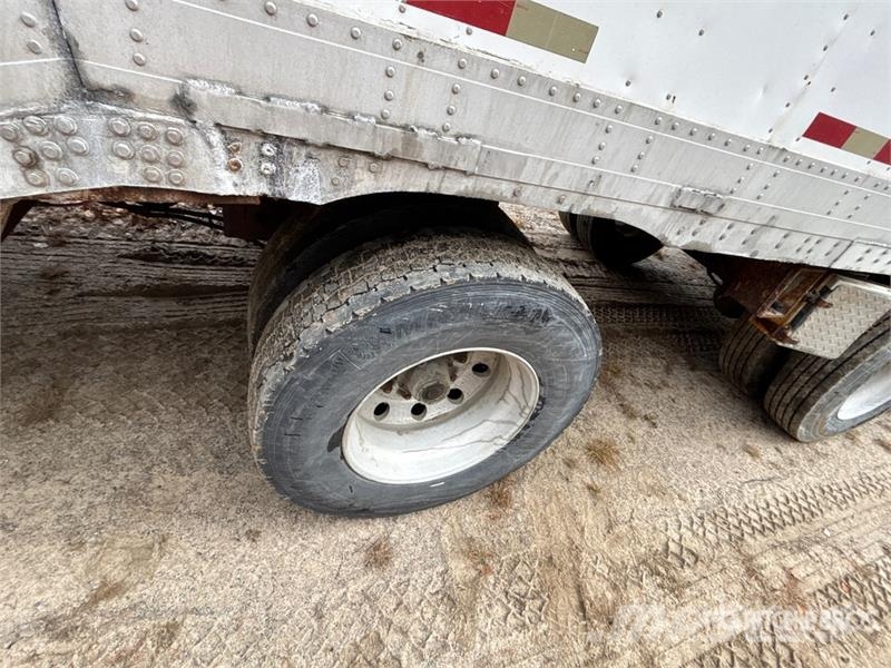 Manac 53 ft Quad/A Open-Top Chip Trailer مقطورات لتقل ألواح الخشب