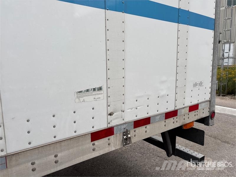 Manac 53 ft x 102 in T/A Van Trailer Прицепы-фургоны