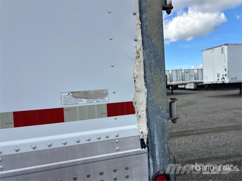 Manac 53 ft x 102 in T/A Heated Van Trailer Skåpsläp