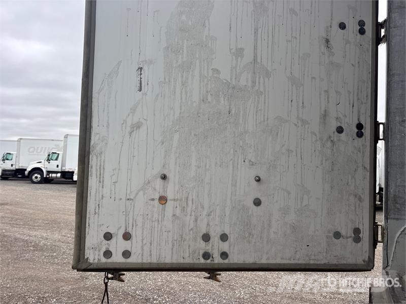 Manac 53 ft x 102 in Tri/A Van Trailer Skappåbygg