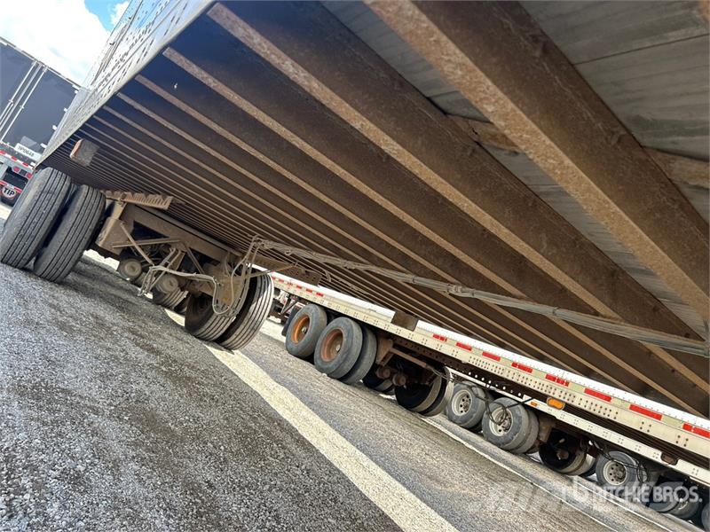 Manac 53 ft x 102 in Tri/A Van Trailer Прицепы-фургоны