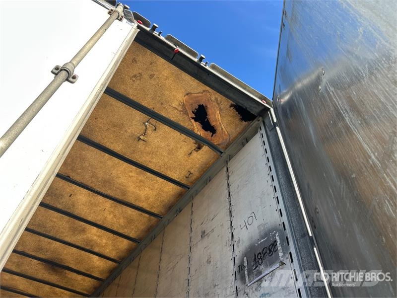 Manac 53 ft x 102 in T/A Van Trailer Rimorchi cassonati