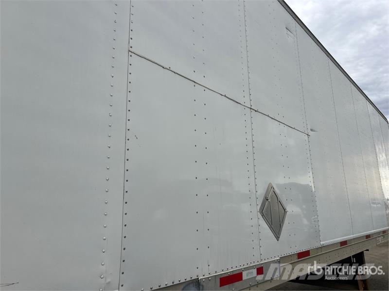 Manac 53 ft x 102 in T/A Van Trailer Прицепы-фургоны