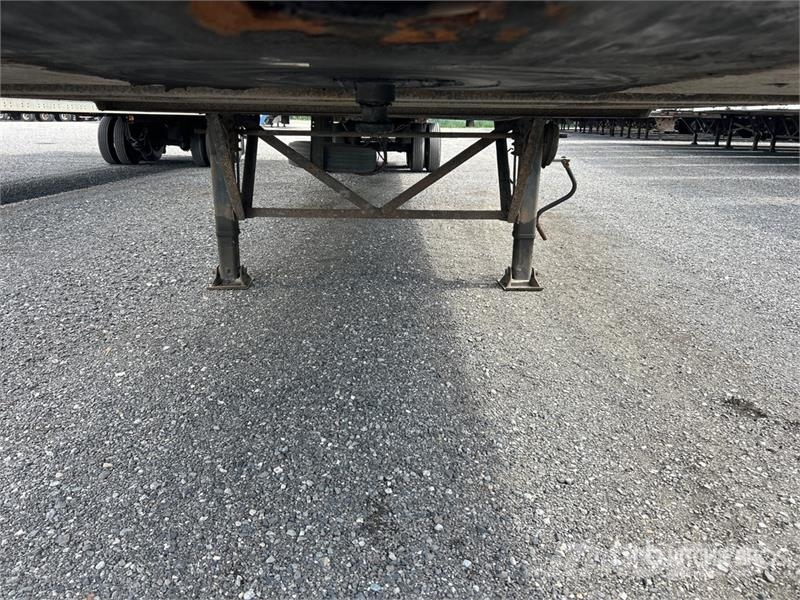 Manac 53 ft x 102 in T/A Van Trailer Cajas de remolque