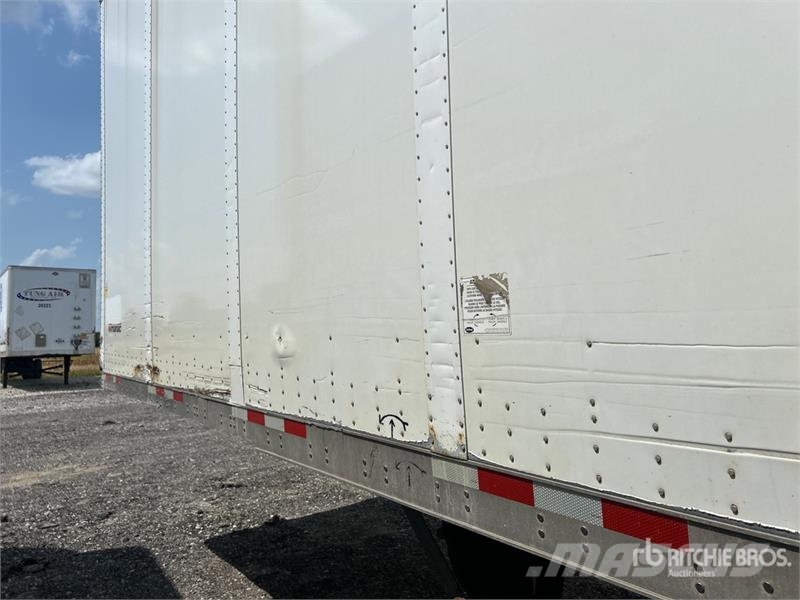 Manac 53 ft x 102 in Tri/A Van Trailer Carrocería de caja