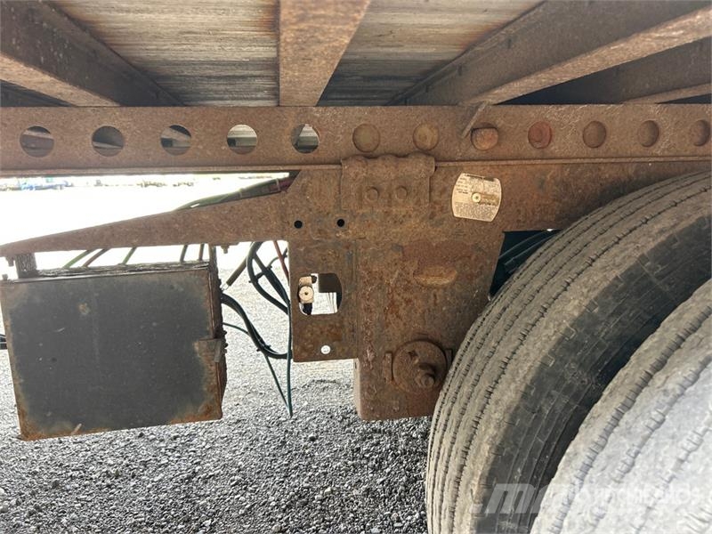 Manac 53 ft x 102 in T/A Van Trailer Cajas de remolque