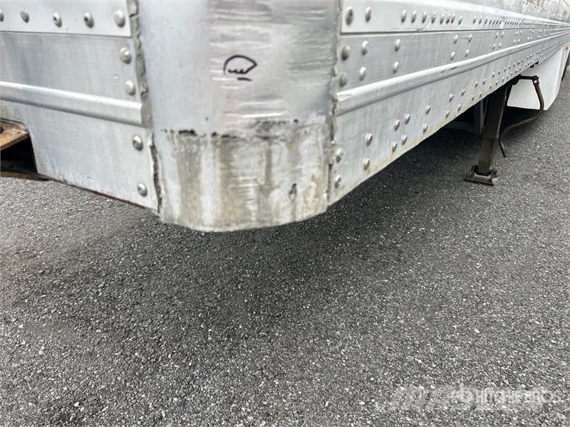 Manac 53 ft x 102 in T/A Van Trailer Skåpsläp