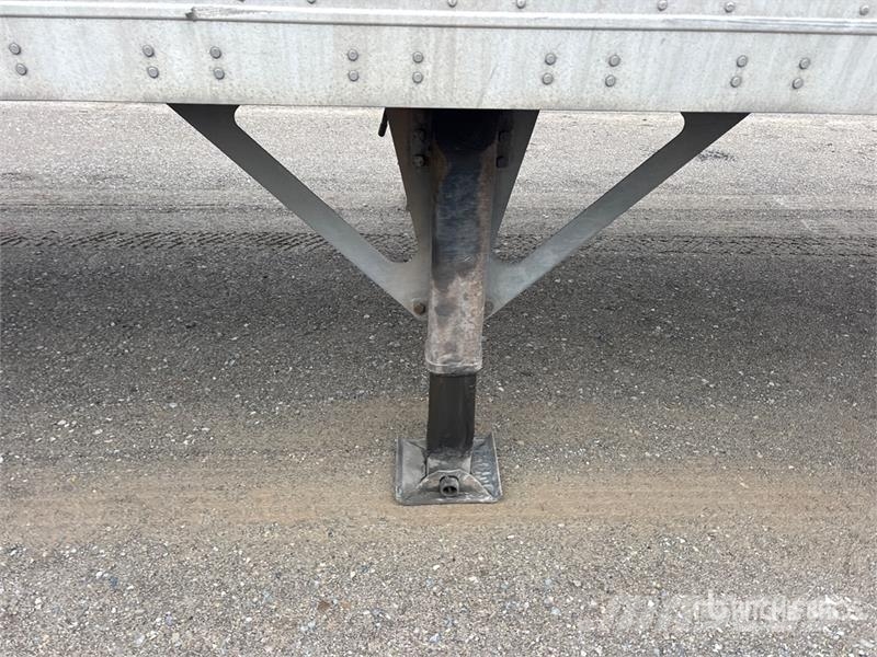 Manac 53 ft x 102 in T/A Van Trailer Dobozos pótkocsik
