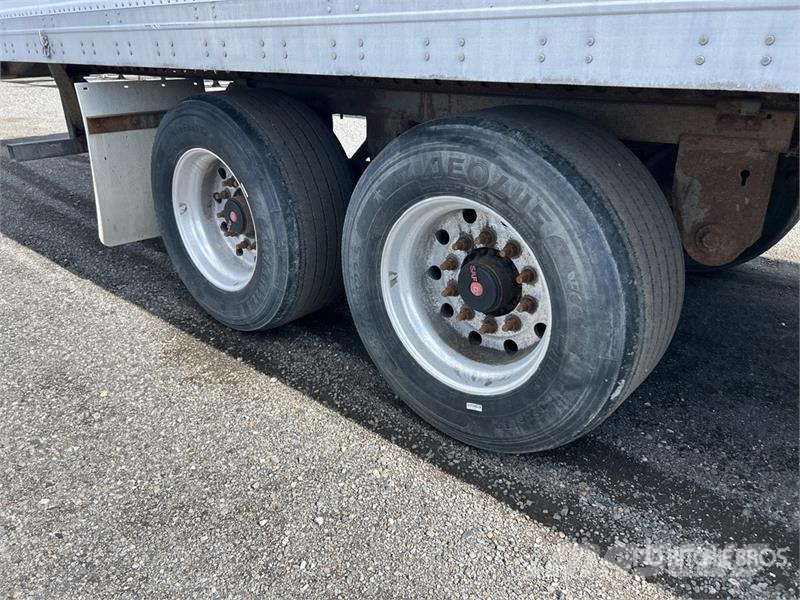 Manac 53 ft x 102 in T/A Heated Van Trailer Skåpsläp