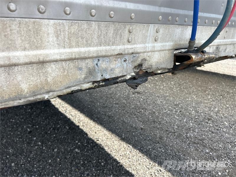 Manac 53 ft x 102 in T/A Van Trailer Cajas de remolque
