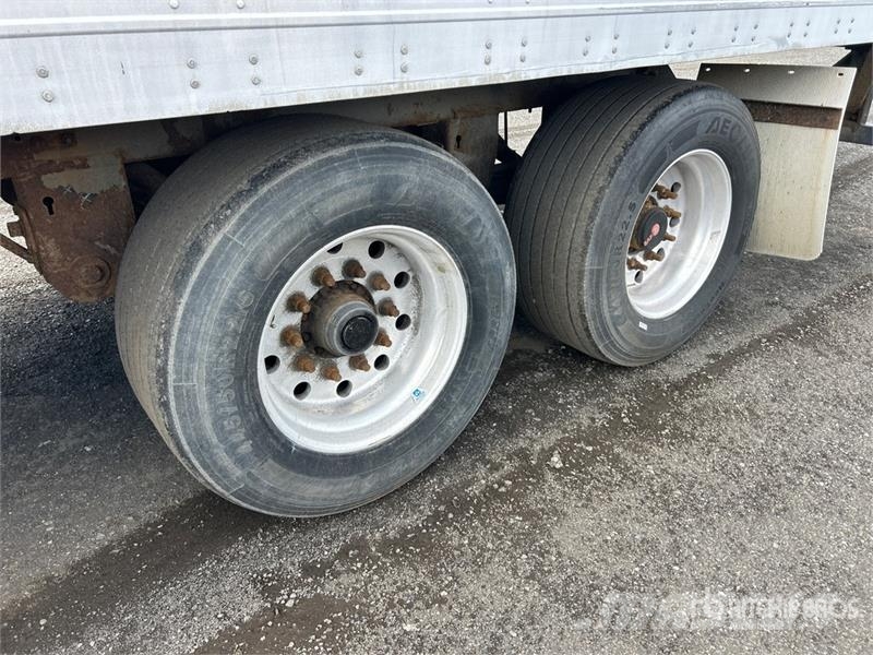 Manac 53 ft x 102 in T/A Heated Van Trailer Skåpsläp