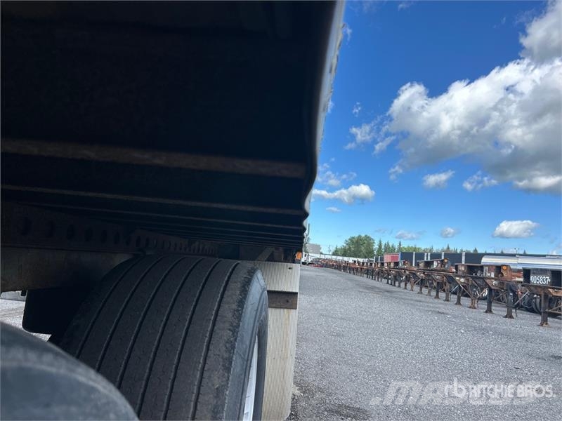 Manac 53 ft x 102 in T/A Heated Van Trailer Skåpsläp