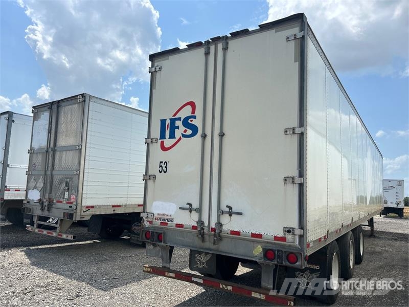 Manac 53 ft x 102 in Tri/A Van Trailer Carrocería de caja