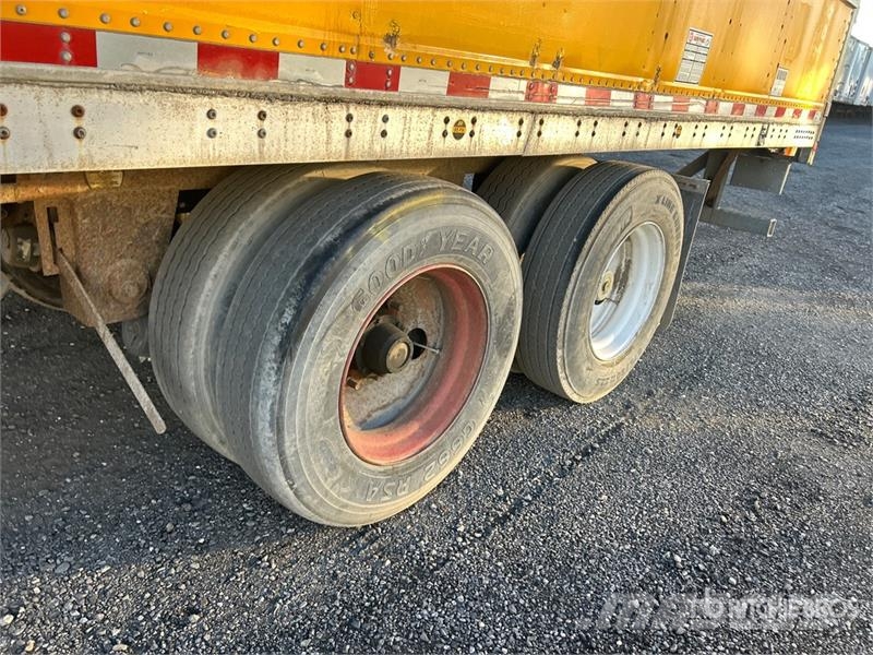 Manac 53 ft x 102 in T/A Van Trailer Dobozos pótkocsik