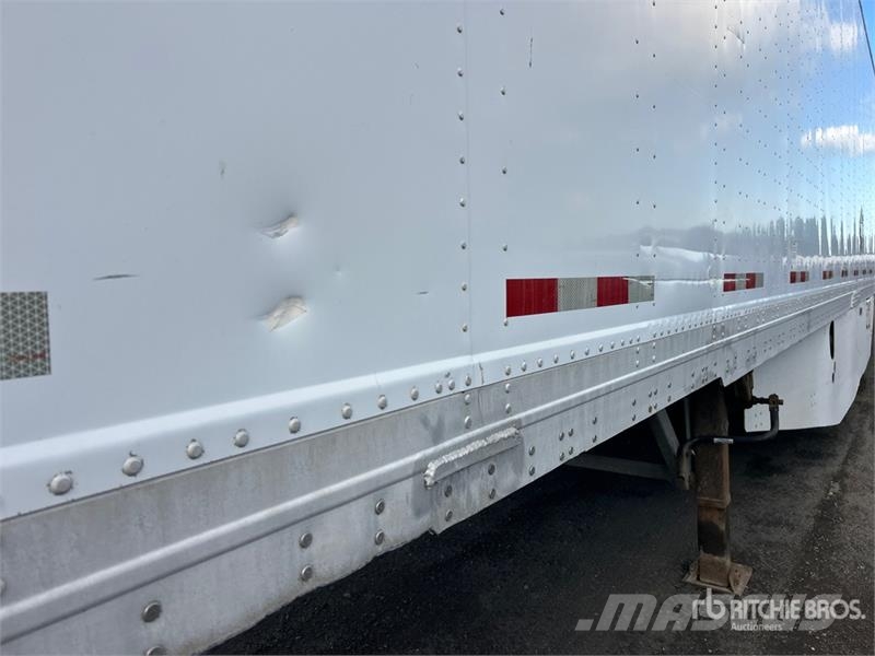 Manac 53 ft x 102 in T/A Heated Van Trailer Skåpsläp