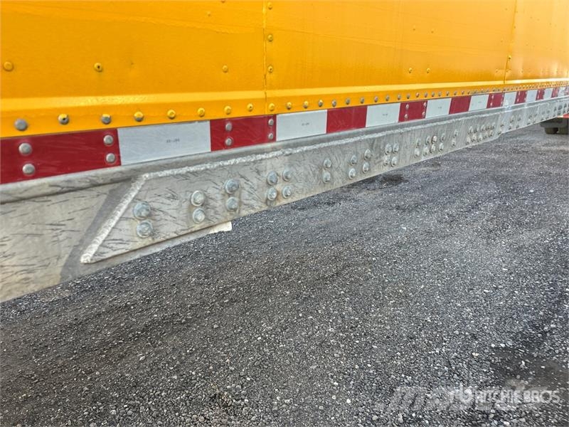 Manac 53 ft x 102 in T/A Van Trailer Dobozos pótkocsik