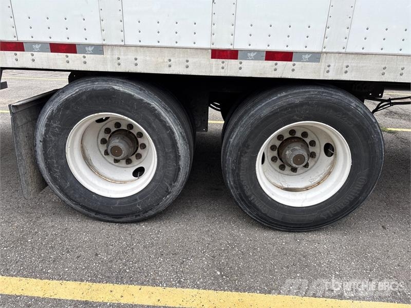 Manac 53 ft x 102 in T/A Van Trailer Прицепы-фургоны