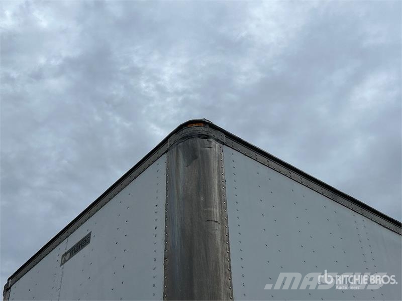 Manac 53 ft x 102 in T/A Van Trailer Прицепы-фургоны