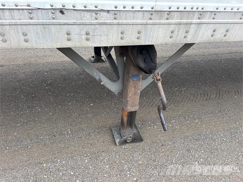Manac 53 ft x 102 in T/A Van Trailer Dobozos pótkocsik