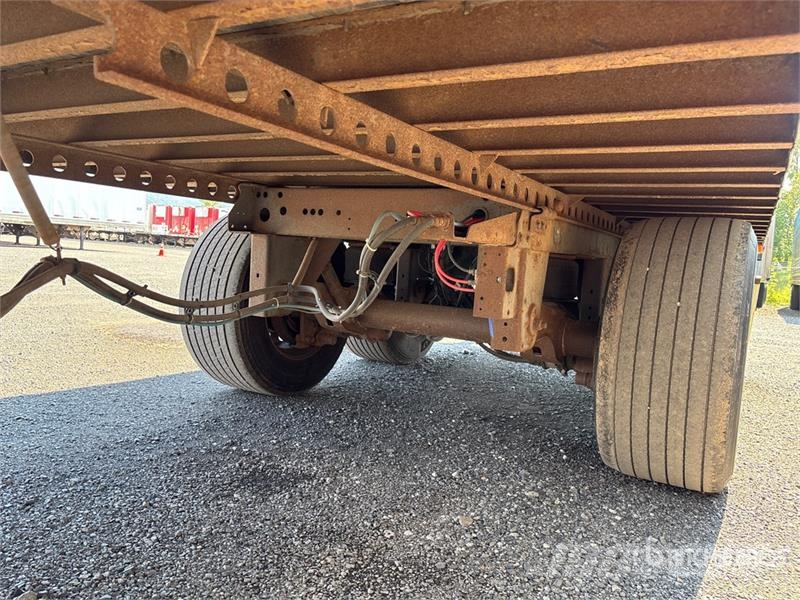 Manac 53 ft x 102 in T/A Van Trailer ボックスボディートレーラー
